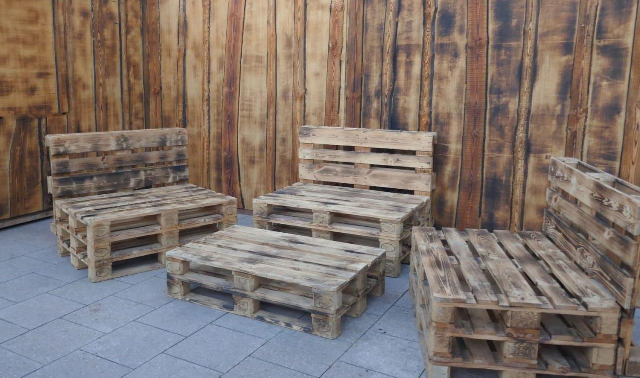 Designing And Manufacturing Sustainable And Eco-Friendly Furniture Designing And Manufacturing Sustainable And Eco-Friendly Furniture